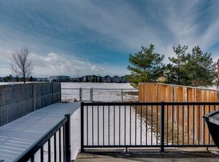245 E Auburn Crest Way SE, Calgary, AB T3M 1T6