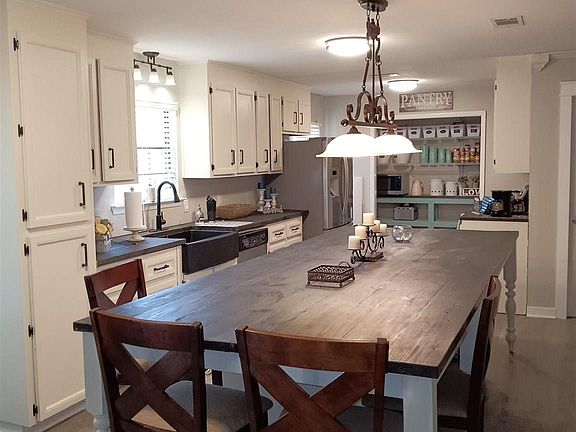 5th image of 5837 Hermitage Cir