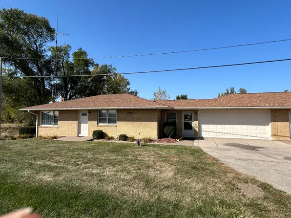 4487 Dodge St #4487, Dubuque, IA 52002