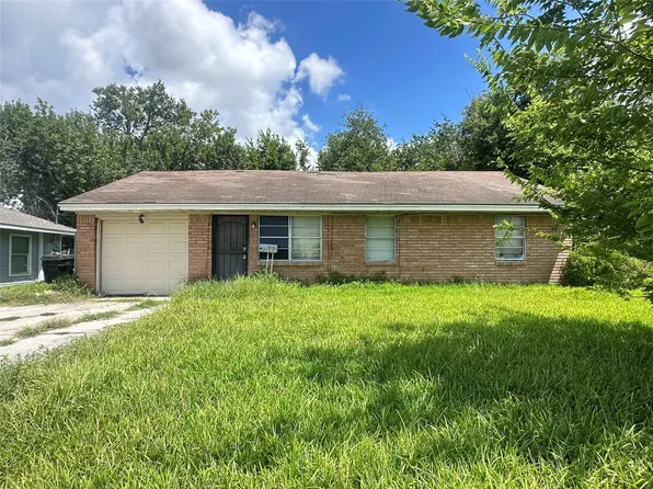 3127 Groton Dr, Houston, TX 77051
