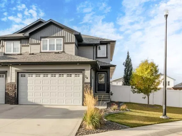 76 Latoria Ct, Red Deer County, AB T4E 3B8