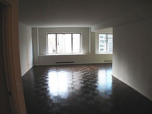 3rd image of 935-951 3rd Ave
