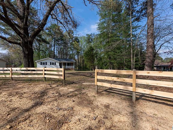 2nd image of 2631 North Rd