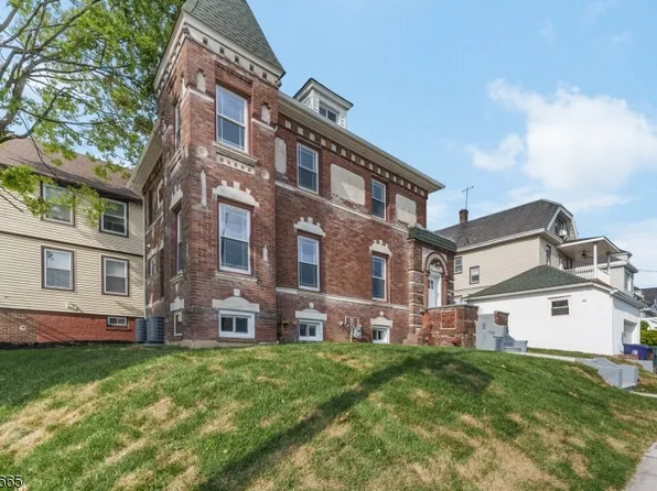 412 Neville St, Perth Amboy City, NJ 08861