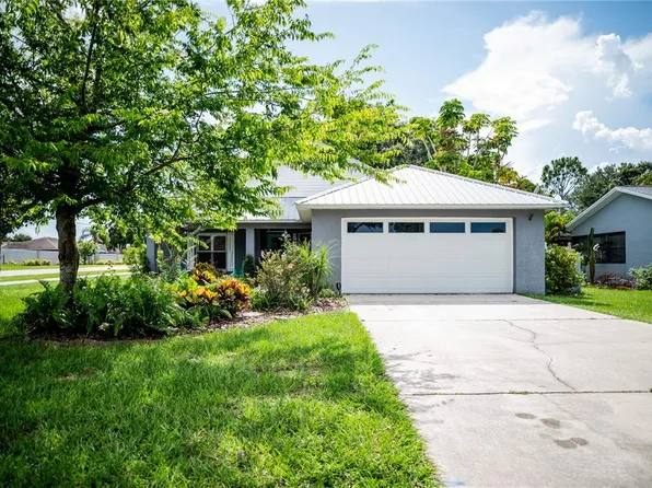 811 W Heron Pl, Winter Haven, FL 33884