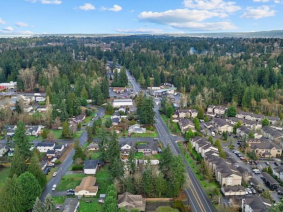 4th image of 32227 Military Road S