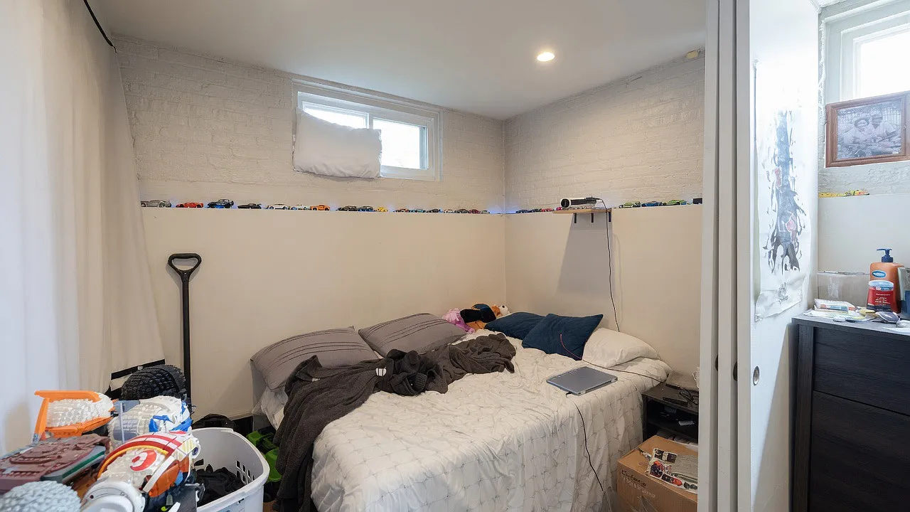 Studio, $1,350 — Photo 2