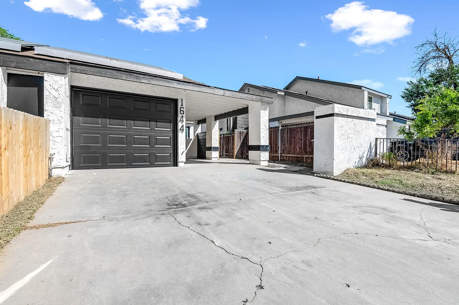 1644 N Tipton Street photo 1