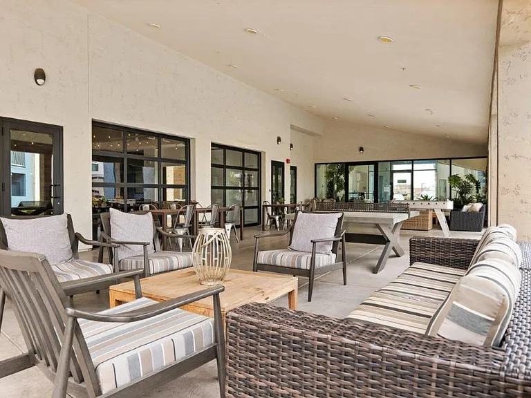 Palms Luxury Apartments — Photo 7