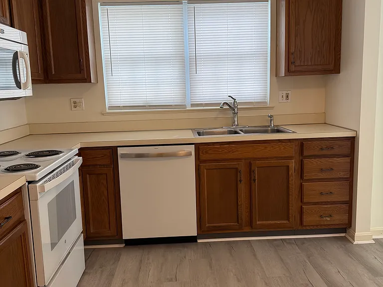 2115 Wexford Rd — Photo 19
