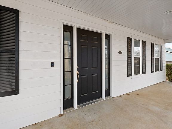 4th image of 3404 N West Dr