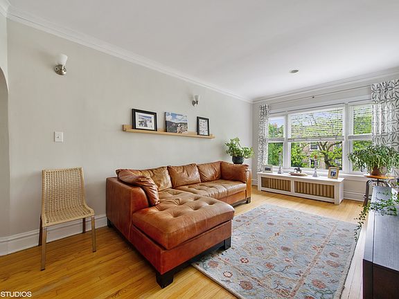 4th image of 5244 N Glenwood Ave #3