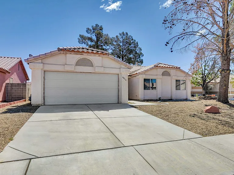 4814 Spring Falls Way — Photo 3