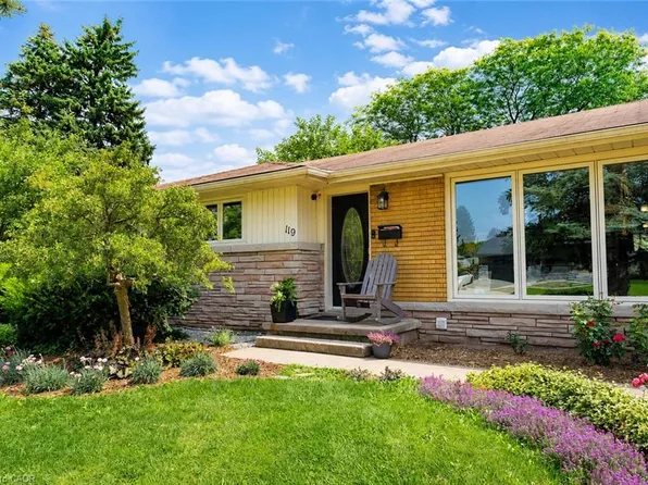 119 Seneca Dr, Hamilton, ON L9G 3B7