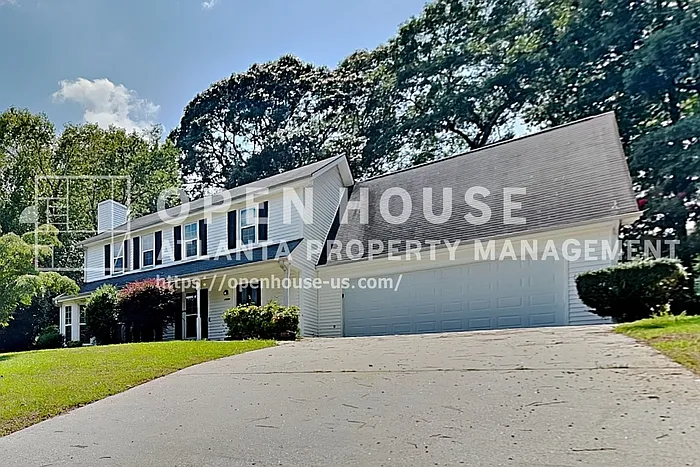 2245 Huntington Dr