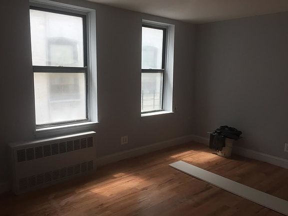 2nd image of 1597 Bedford Ave APT 3B