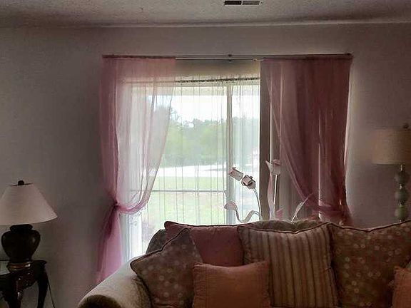 4th image of 1119 Flora Dr
