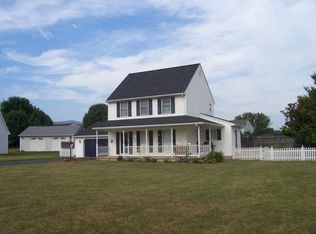 120 Meadowdale Dr, Stuarts Draft, VA 24477