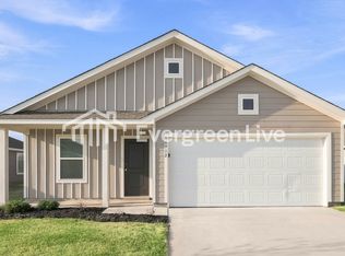 10912 SW 22nd St, Yukon, OK 73099