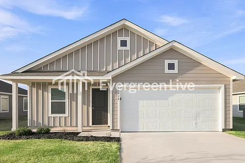 10912 SW 22nd St Photo 1