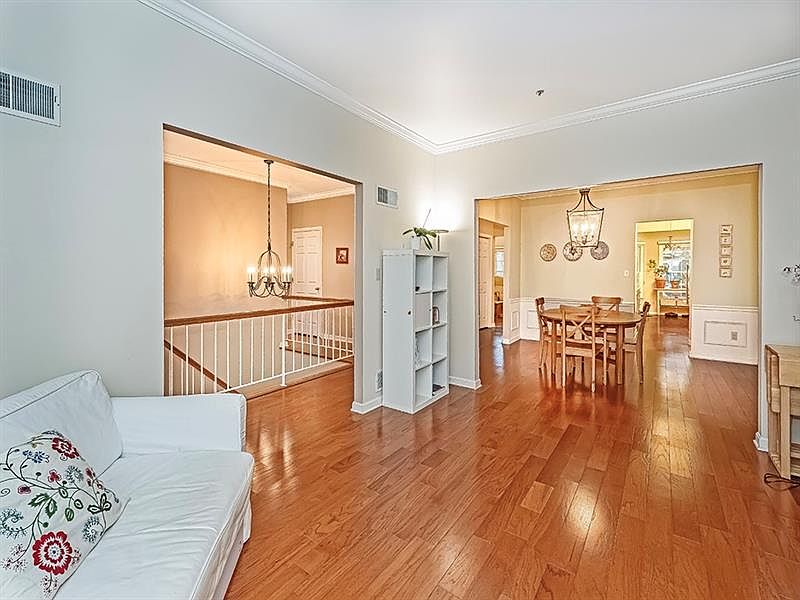 808 Kingsberry Cir, Pittsburgh, PA 15234 Zillow