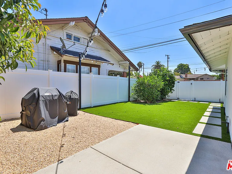 12831 Red Hill Ave — Photo 44