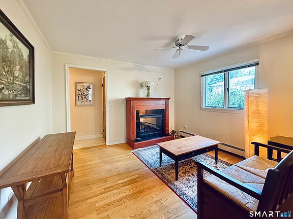 5th image of 101 Webb Avenue