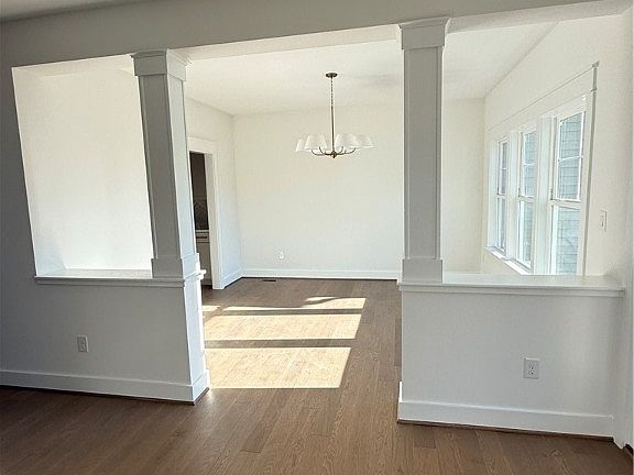 4th image of 9566 Seven Sisters Dr