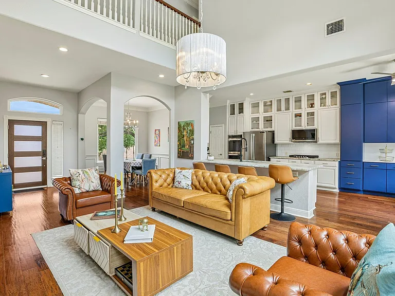11937 Portobella Dr — Photo 4
