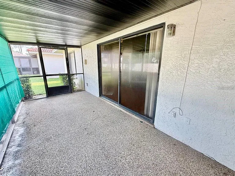 18308 Aintree Ct — Photo 11