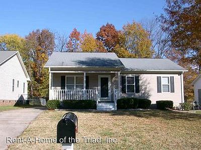 1st image of 1709 Rainbow Dr