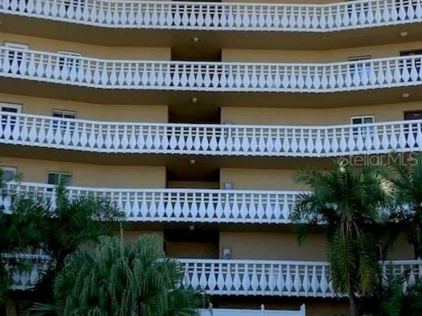 8950 Park Blvd APT 603, Seminole, FL 33777