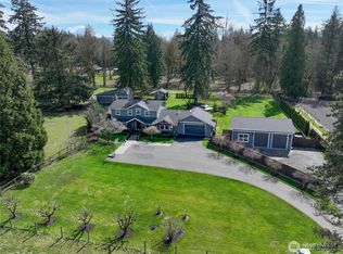 16005 SE Lake Holm Rd, Auburn, WA 98092