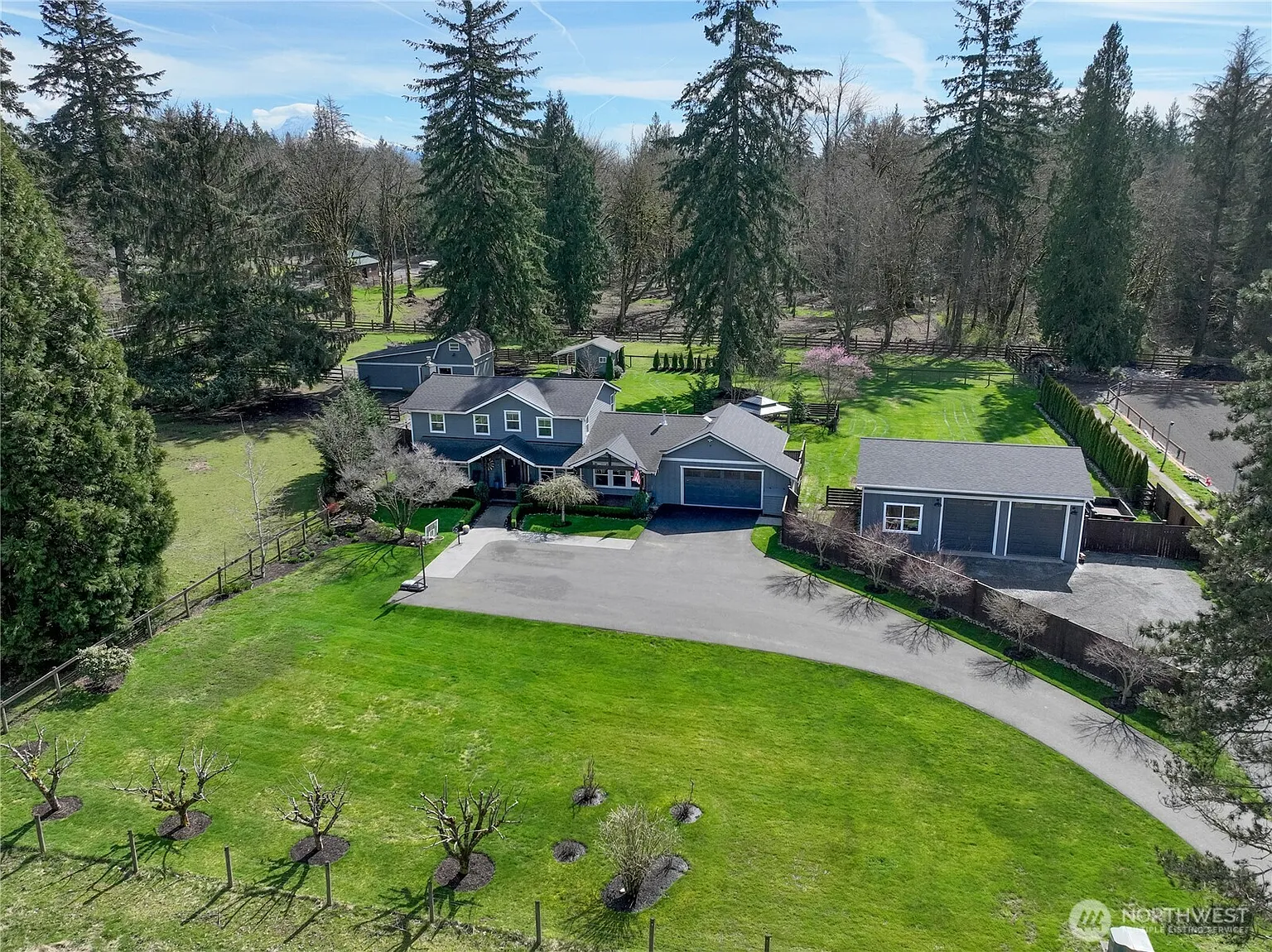 16005 SE Lake Holm Road photo 1