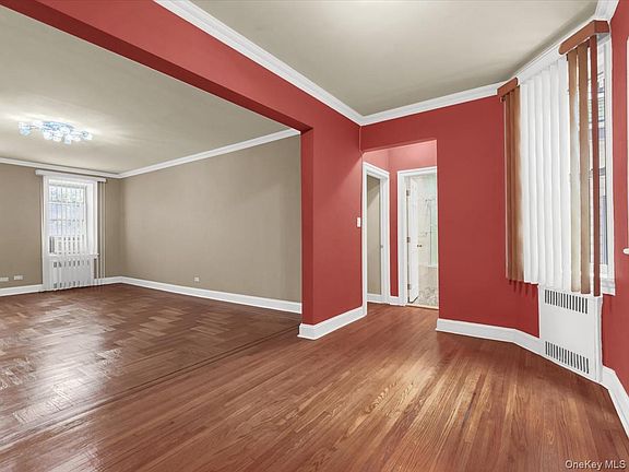 4th image of 1560 E 18th #2C