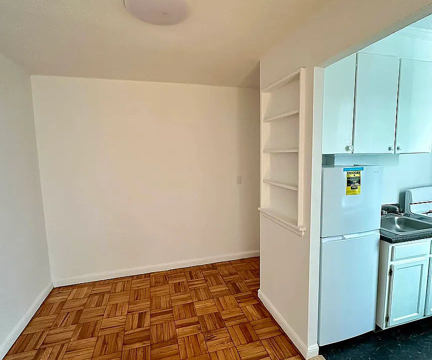 2nd image of 180 E 162nd St APT 3C