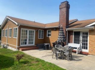 204 Knollwood Dr, Woonsocket, RI 02895