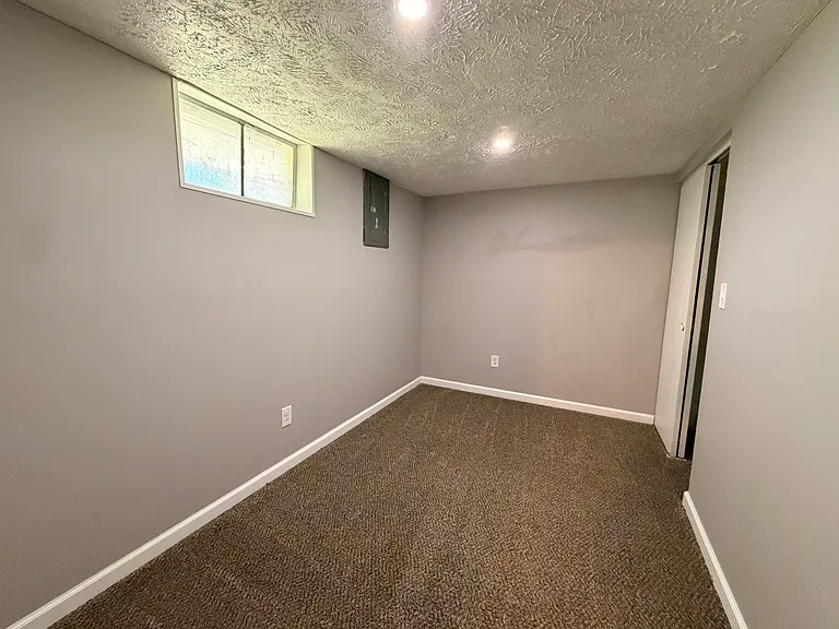 513 Bonnie Ave — Photo 22