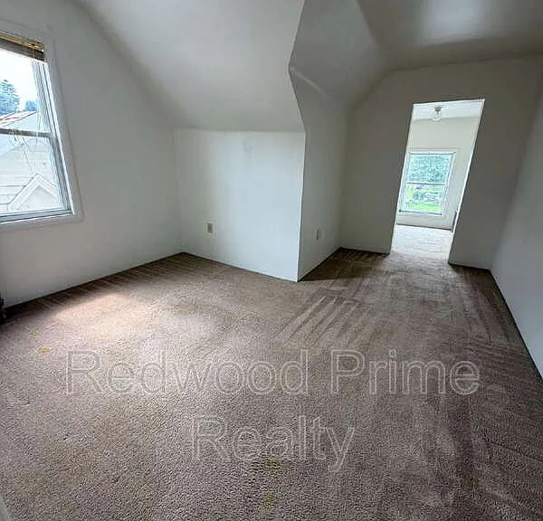 1307 16th Ave #5 — Photo 6