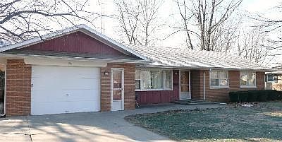 1st image of 190 E Jensen Ave