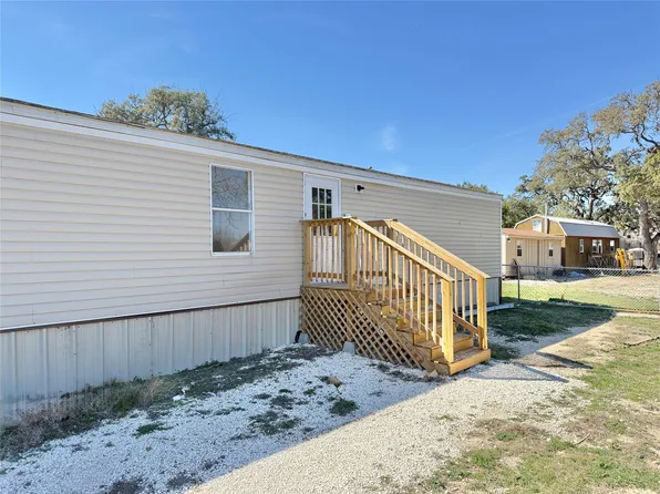 954 Phillip Ln, Liberty Hill, TX 78642