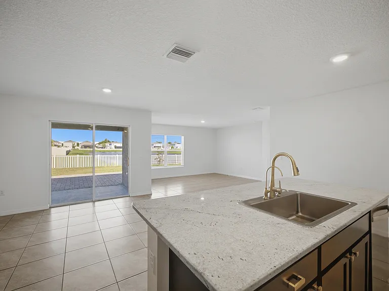2812 Gumbo Limbo Dr — Photo 5