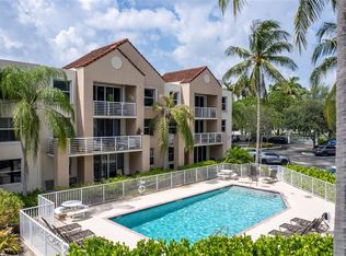 2711 Ocean Club Blvd APT 101, Hollywood, FL 33019
