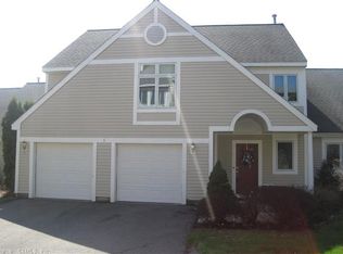 5 Litchfield Ln, Avon, CT 06001