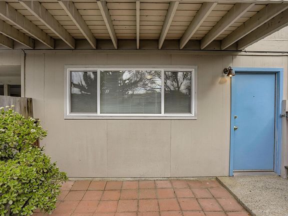 2nd image of 2695 Mar Vista Dr