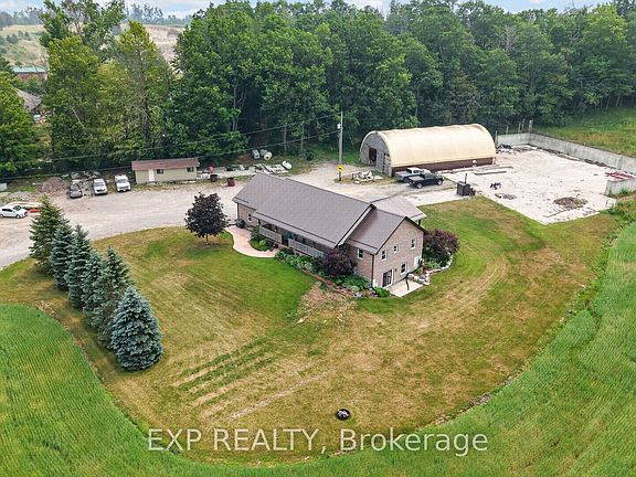 2nd image of 2415 County Road 46 Rd