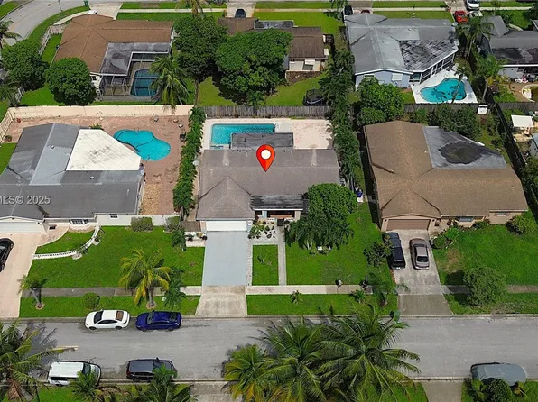 6875 NW 1st Ct, Margate, FL 33063