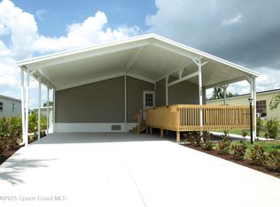 709 Lark Dr, Barefoot Bay, FL 32976