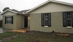 1st image of 13924 Henson Cir