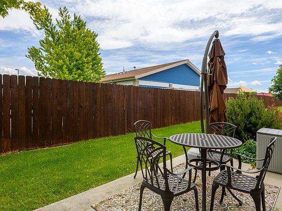 3rd image of 156 Villa Ct
